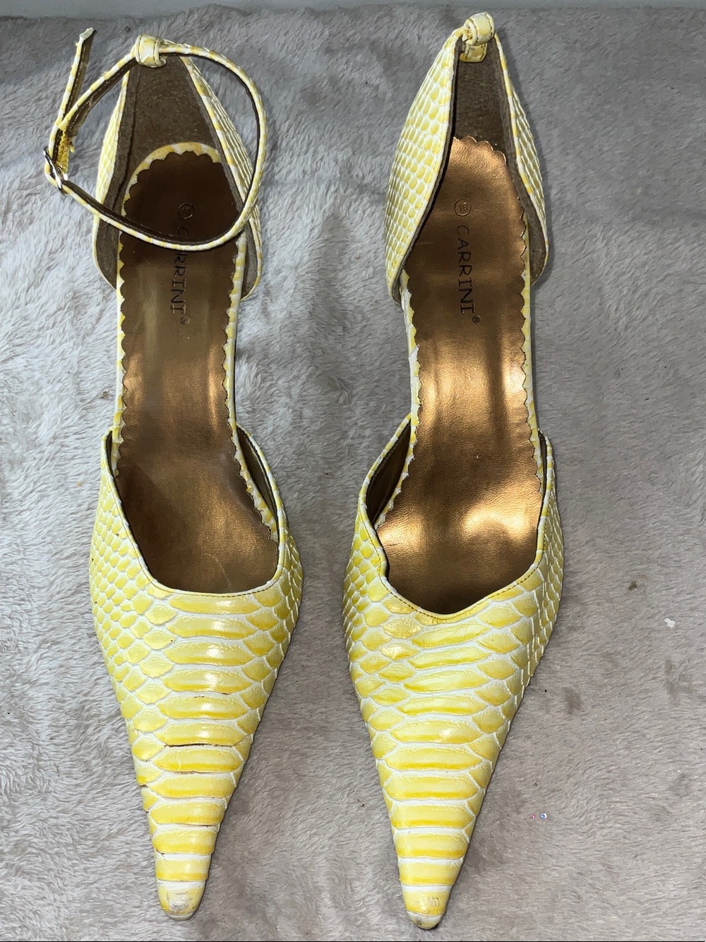 Carrini Yellow Textured Pointed-Toe Ankle-Strap Pumps
